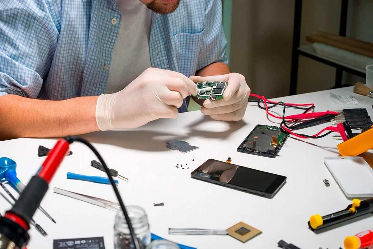 How to Find Trustworthy Samsung Phone Repair Services