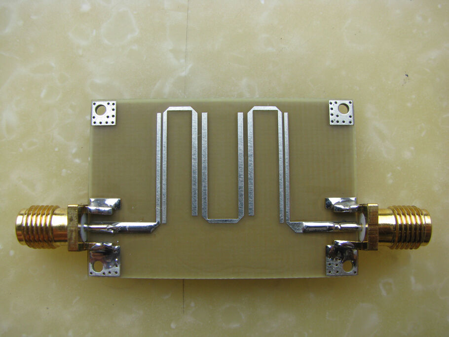 Data Sheet 4040 MHz Microstrip Bandpass Filter MB 5966